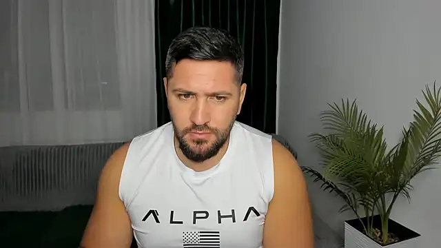 Pertunjukan Kamera Web Gold_Alpha_Boy