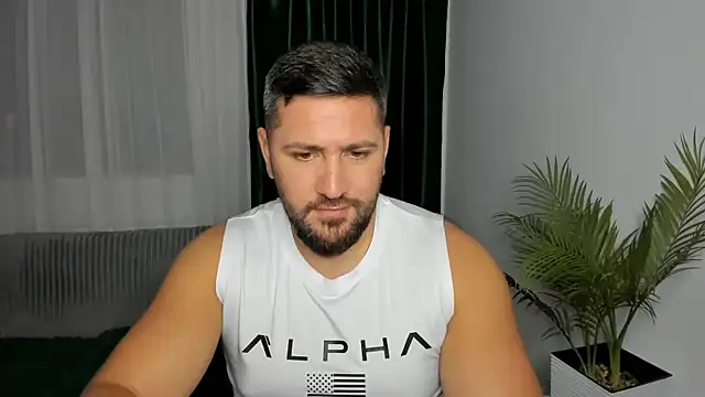 Gold_Alpha_Boy Adlı Modelin Web Kamerası Şovu