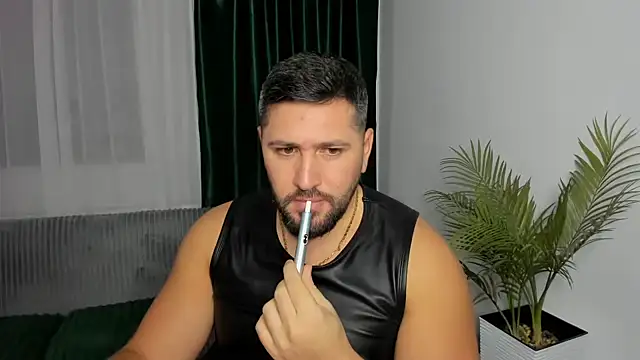 Gold_Alpha_Boy Webcamshow
