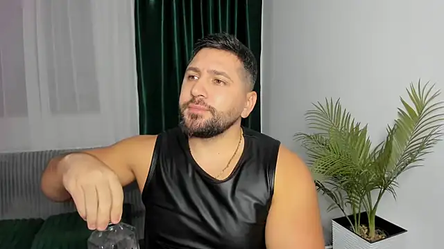 Gold_Alpha_Boy webcam show