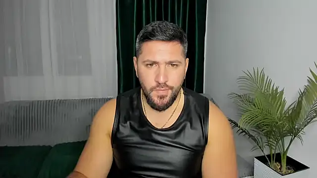 Gold_Alpha_Boy Webcamshow