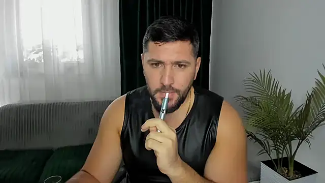 Gold_Alpha_Boy Webcam show