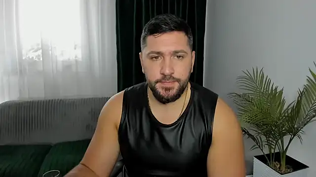 Gold_Alpha_Boy Webcamshow