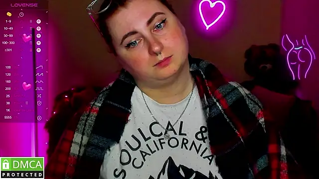 Alicia_love00 Show in webcam