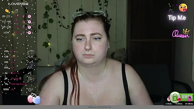 Chat +18 de Alicia_love00 ao vivo