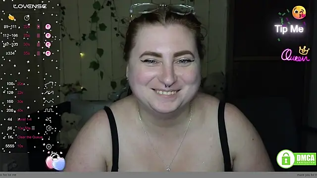 Alicia_love00's Live Chat Room