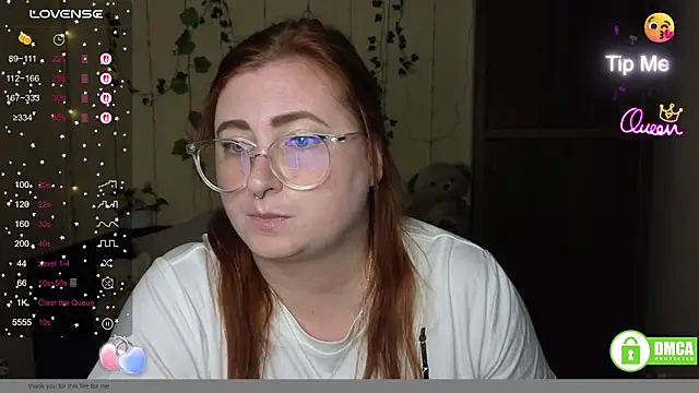 Alicia_love00 élő XXX-chatje