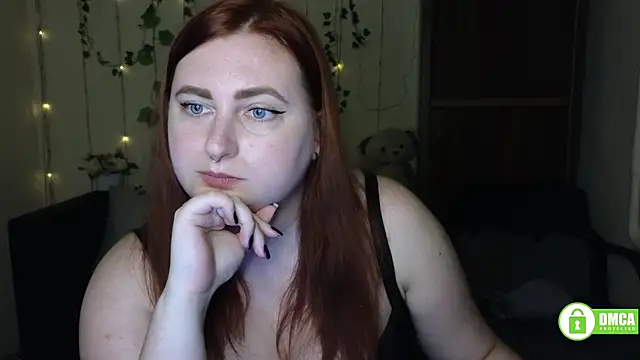 Chat +18 de Alicia_love00 ao vivo