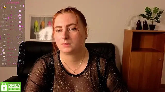 Alicia_love00 élő XXX-chatje