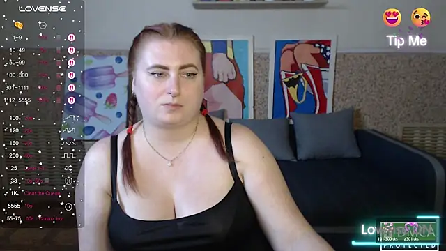 Chat +18 de Alicia_love00 ao vivo