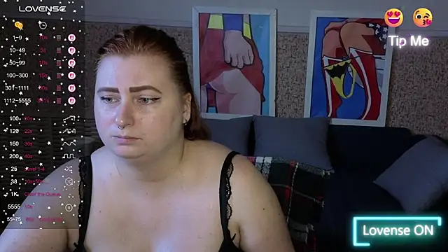 Chat +18 de Alicia_love00 ao vivo