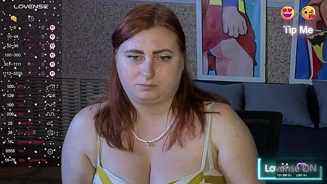 Chat +18 de Alicia_love00 ao vivo