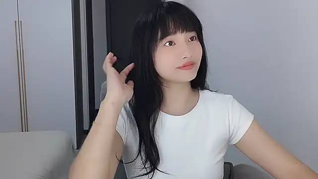 Lisa-3333 live XXX chat