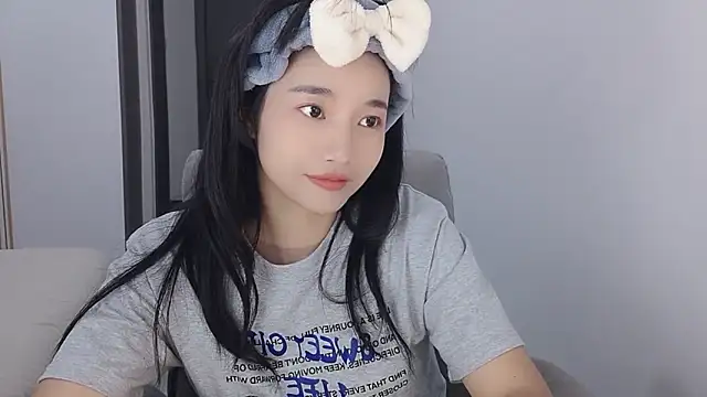 Lisa-3333's Live XXX Chat
