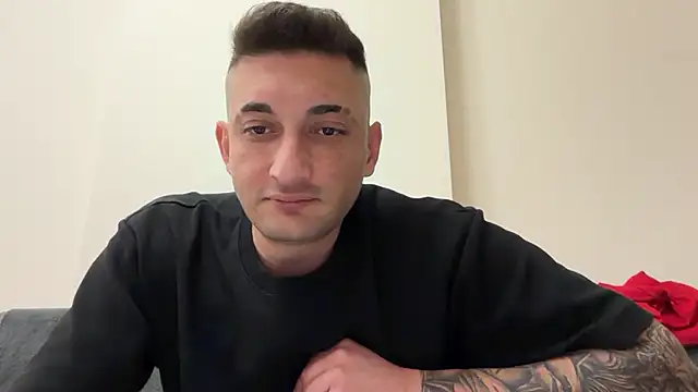 SARSILMAZ_HOMEn Webbikameraesitys