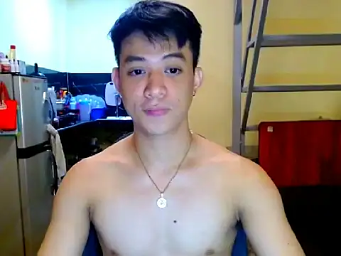 AsianCUMQUICKLY: διαδικτυακό σόου στην κάμερα