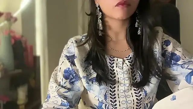 צ'אט XXX בשידור חי של Goddess_Ariel