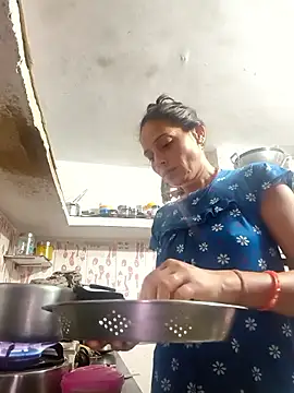 Webkamerová show Neha-Singh2