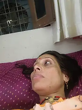 Chat +18 de Sexy-Suhani2 ao vivo