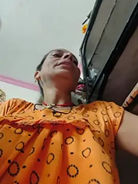 Chat +18 de Sexy-Suhani2 ao vivo