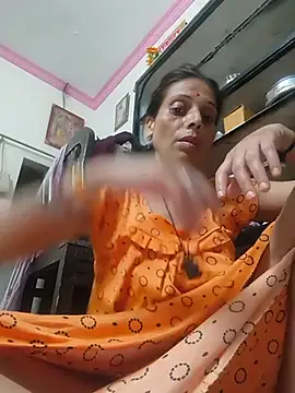Sexy-Suhani2 XXX чат на живо