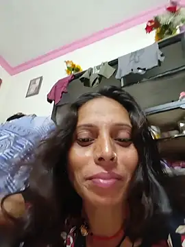 Sexy-Suhani2 Adlı Modelin Canlı XXX Sohbeti