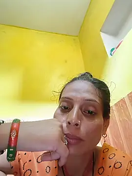 צ'אט XXX בשידור חי של Sexy-Suhani2