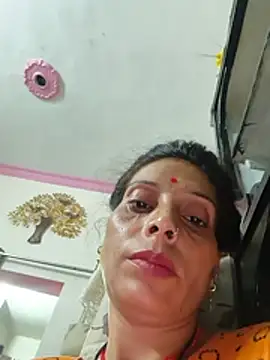 Sexy-Suhani2 Adlı Modelin Canlı XXX Sohbeti