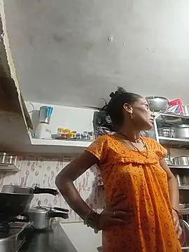 Sexy-Suhani2 Adlı Modelin Canlı XXX Sohbeti