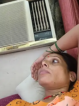 Sexy-Suhani2 XXX чат на живо