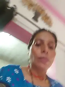 Sexy-Suhani2 élő XXX-chatje