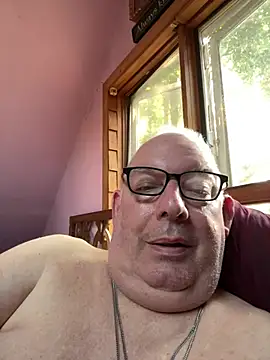 Pokazy przed kamerką – CharlieWeaver22