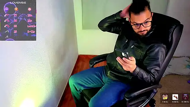Ernesto-Rodriguez82 Show in webcam