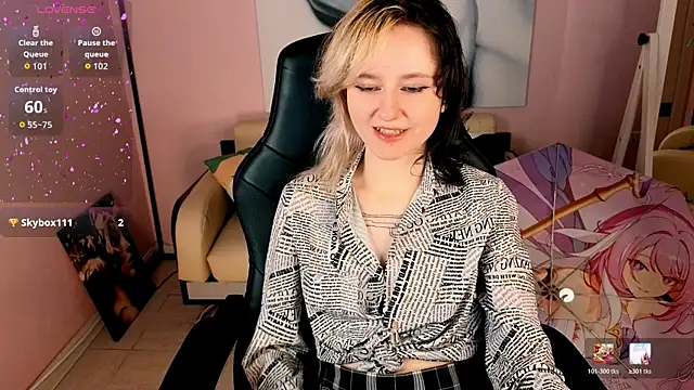 LinaVeritas' Live XXX Chat