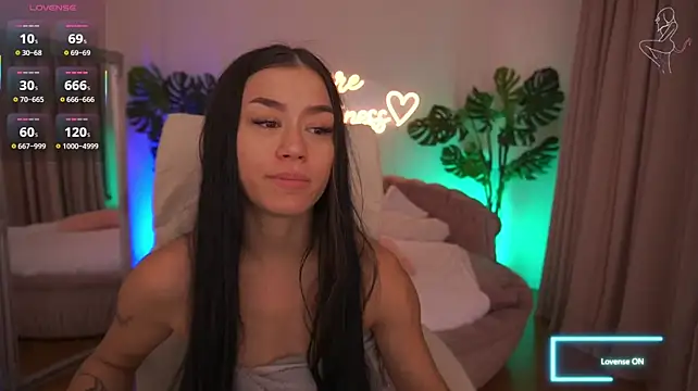 צ'אט XXX בשידור חי של FataleNellie