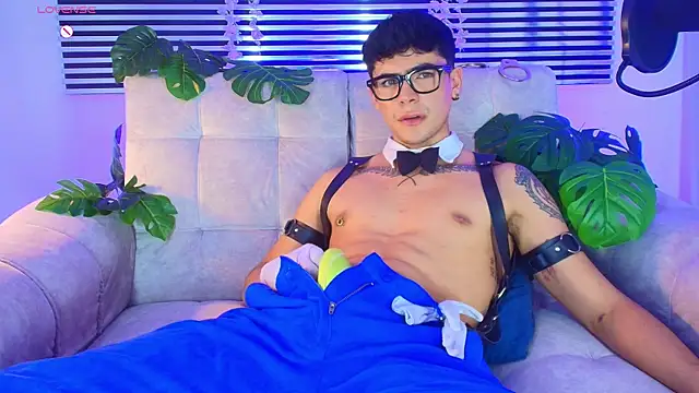 Онлайн чат XXX CamiiGuzmanX