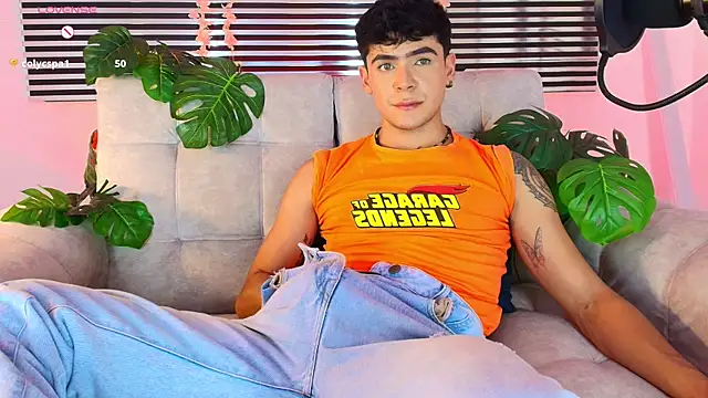 CamiiGuzmanX's Webcam Show