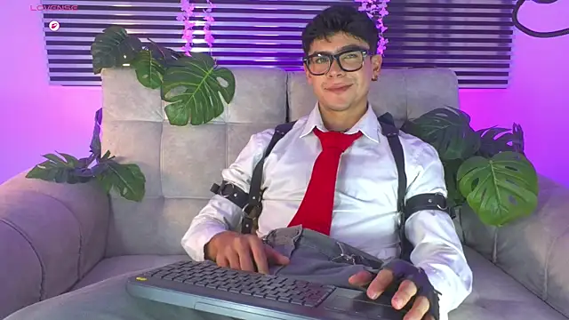 عرض كام CamiiGuzmanX