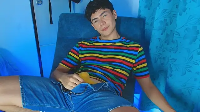 CamiiGuzmanXn Webbikameraesitys