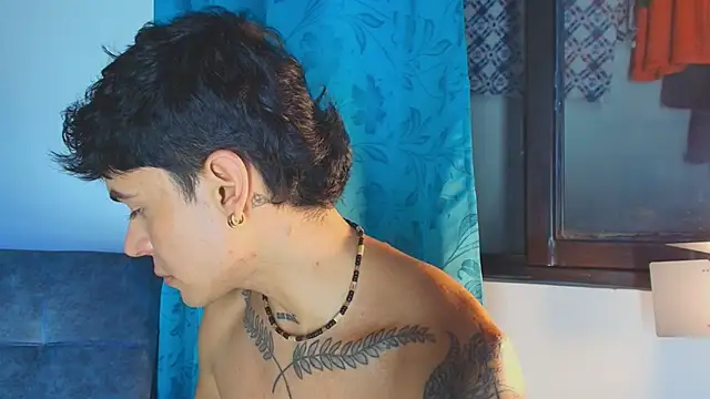 CamiiGuzmanX 在線直播表演