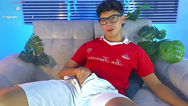 CamiiGuzmanX Show Webcam