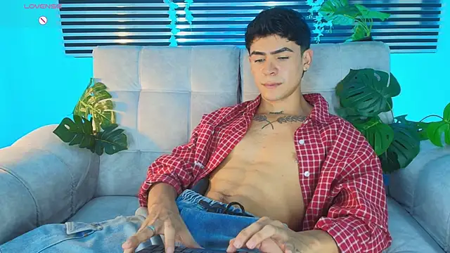 CamiiGuzmanX Pertunjukan Webcam