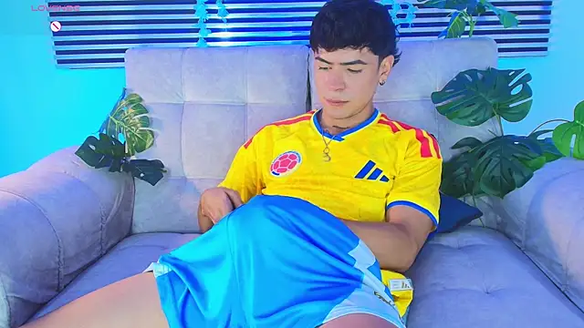 CamiiGuzmanX – webcam-show