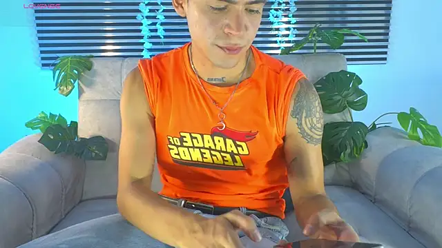 CamiiGuzmanX Pertunjukan Webcam