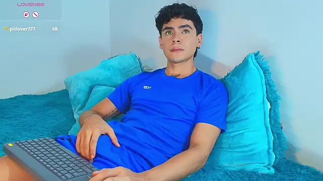 CamiiGuzmanX 网络视讯表演