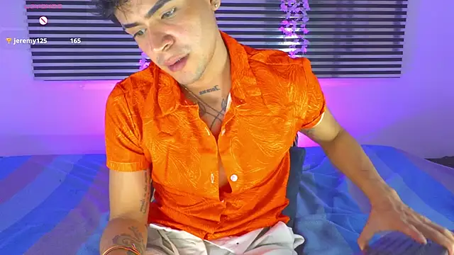 โชว์เว็บแคมของ CamiiGuzmanX