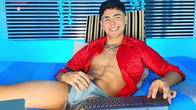 CamiiGuzmanX webcam show