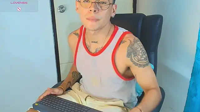 CamiiGuzmanX Show Webcam