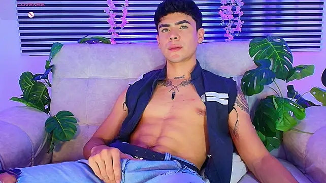 CamiiGuzmanX Show Webcam