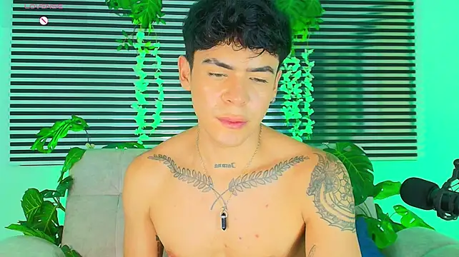 Show de CamiiGuzmanX na webcam